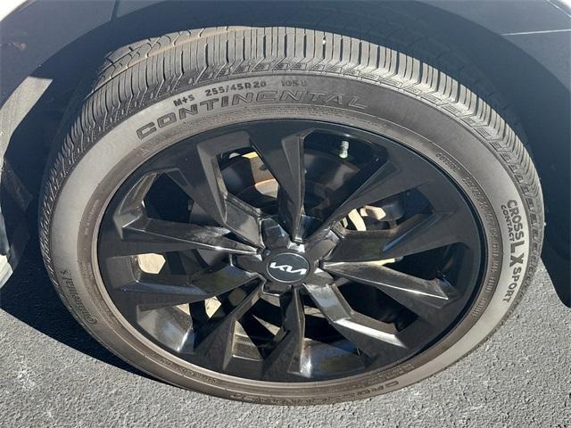 used 2022 Kia Sorento car, priced at $24,850