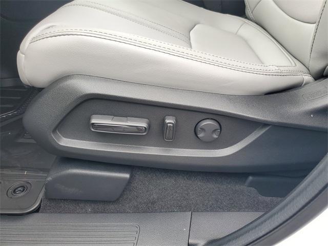 new 2025 Honda Pilot car, priced at $48,280