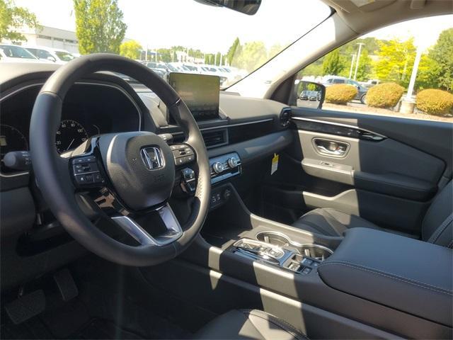 new 2025 Honda Pilot car, priced at $50,395