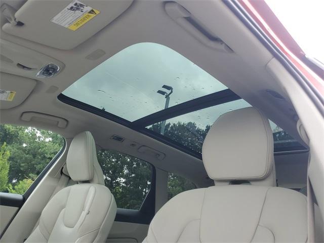 used 2020 Volvo XC60 car, priced at $22,500