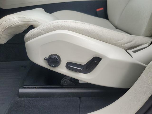 used 2020 Volvo XC60 car, priced at $22,500