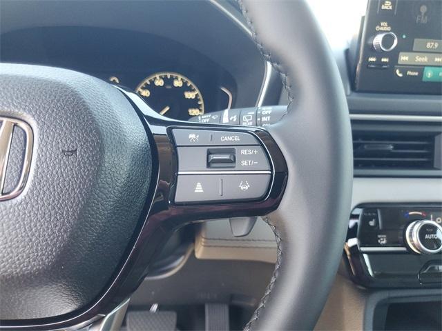 new 2025 Honda Pilot car, priced at $49,405