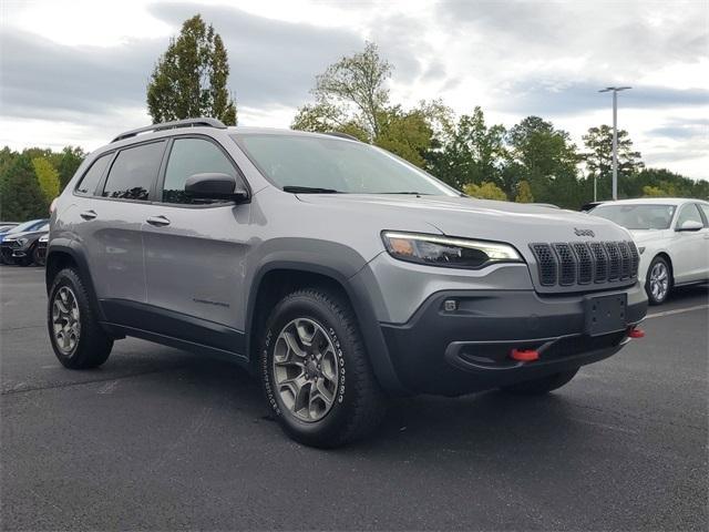 used 2020 Jeep Cherokee car, priced at $17,500