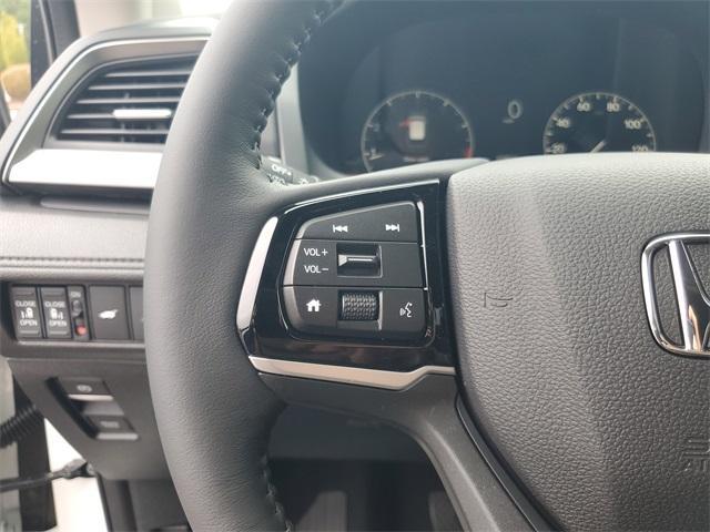 new 2026 Honda Odyssey car, priced at $46,140