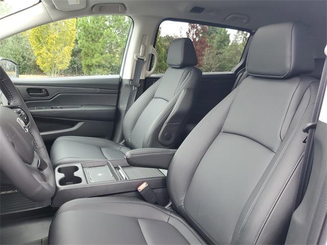 new 2026 Honda Odyssey car, priced at $46,140