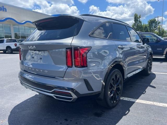 used 2022 Kia Sorento car, priced at $29,500