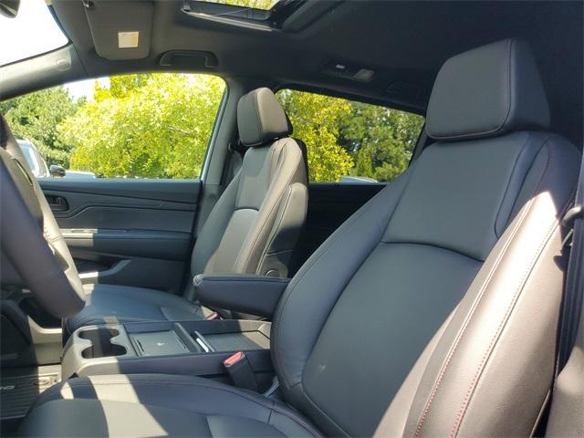 new 2026 Honda Odyssey car, priced at $45,845