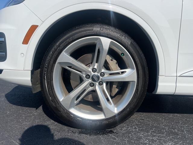 used 2019 Audi Q7 car, priced at $26,500