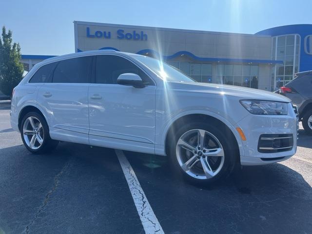 used 2019 Audi Q7 car, priced at $26,500