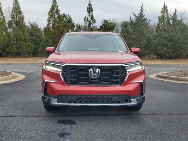 new 2025 Honda Pilot car, priced at $49,350