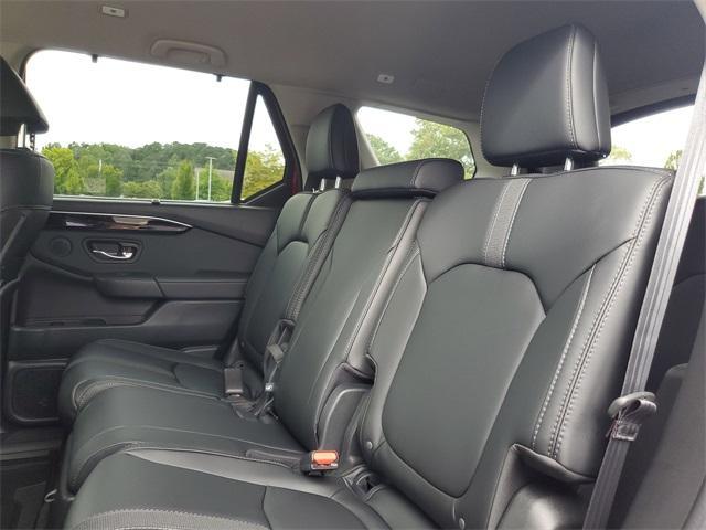 new 2025 Honda Pilot car, priced at $45,450