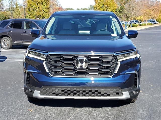 new 2025 Honda Pilot car, priced at $46,995