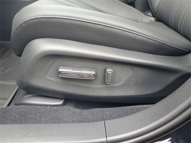 new 2025 Honda HR-V car, priced at $30,895