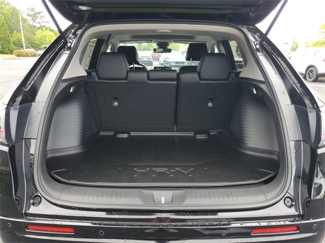 new 2025 Honda HR-V car, priced at $30,895