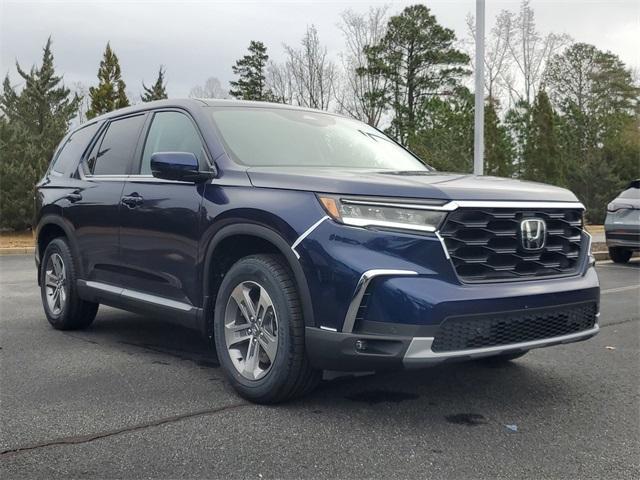 new 2025 Honda Pilot car, priced at $44,895