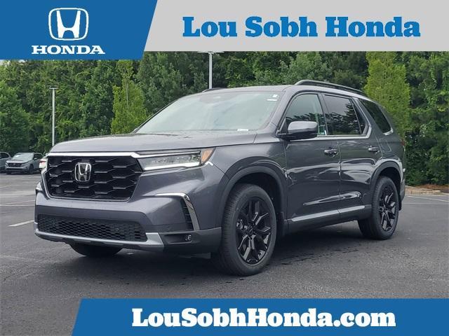 new 2025 Honda Pilot car, priced at $52,950