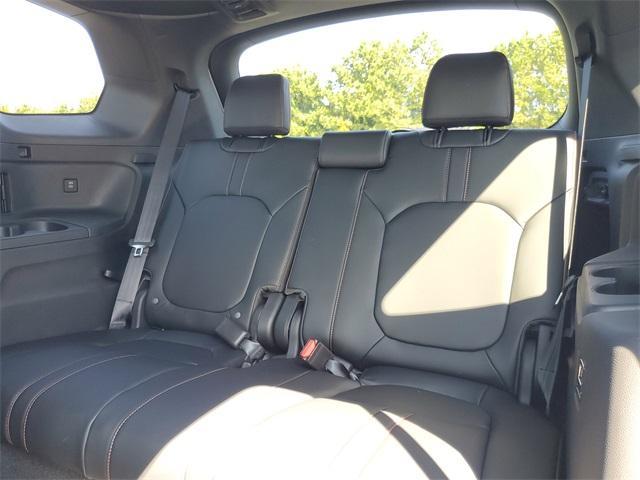 new 2025 Honda Pilot car, priced at $51,350