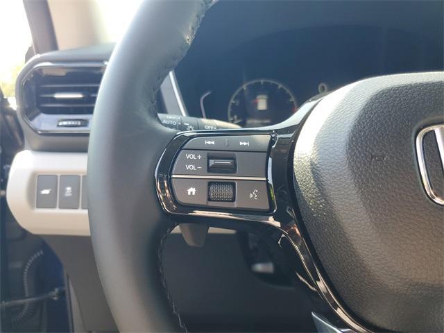 new 2025 Honda Pilot car, priced at $44,950