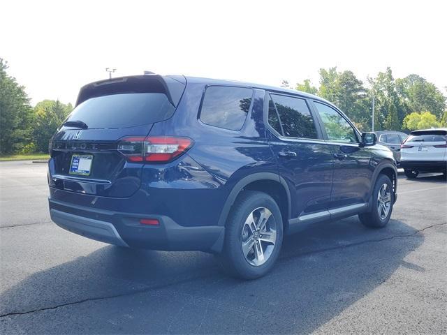 new 2025 Honda Pilot car, priced at $44,950