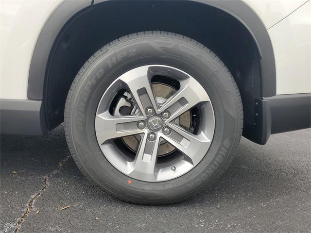 new 2025 Honda Pilot car, priced at $45,450