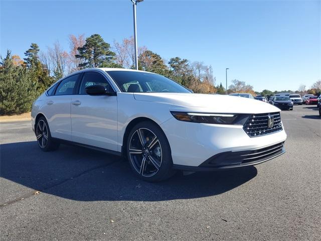 new 2025 Honda Accord Hybrid car, priced at $35,305