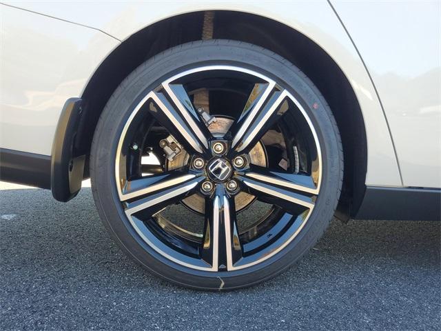 new 2025 Honda Accord Hybrid car, priced at $35,305