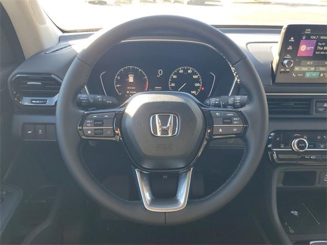 new 2025 Honda Pilot car, priced at $44,995