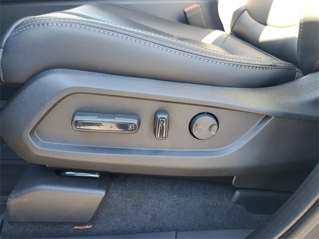 new 2025 Honda Pilot car, priced at $44,995