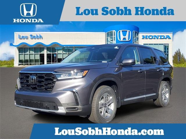new 2025 Honda Pilot car, priced at $44,995