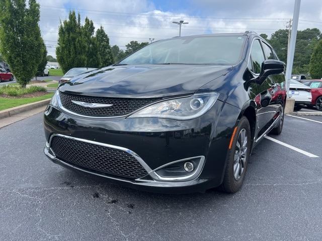 used 2020 Chrysler Pacifica car, priced at $20,000