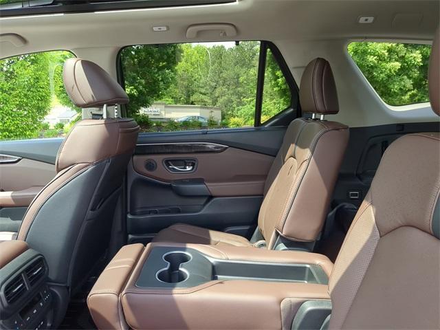 new 2025 Honda Pilot car, priced at $54,530
