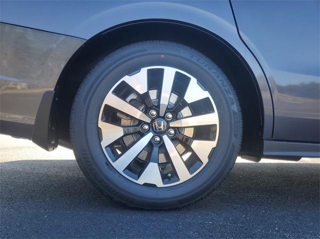 new 2025 Honda Odyssey car, priced at $43,670