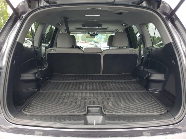used 2021 Honda Pilot car, priced at $29,000