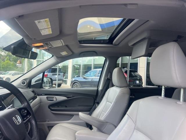 used 2021 Honda Pilot car, priced at $30,000