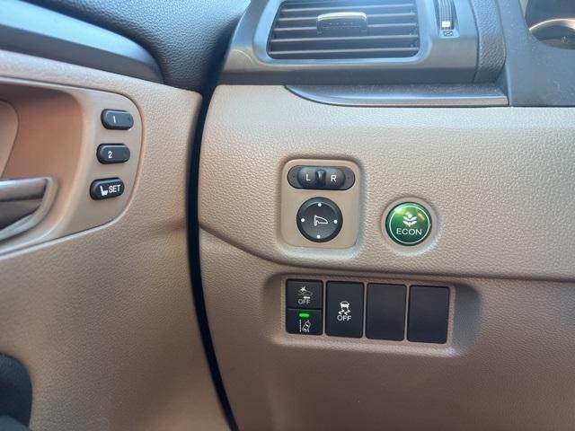 used 2022 Honda Pilot car, priced at $27,500