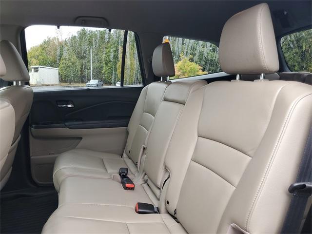 used 2022 Honda Pilot car, priced at $24,750