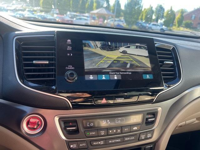 used 2022 Honda Pilot car, priced at $27,500