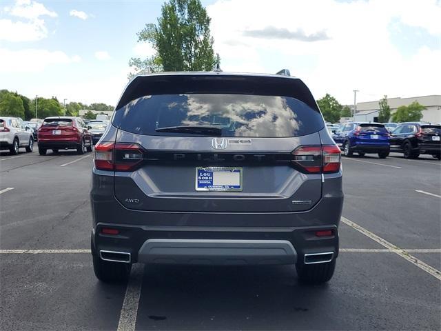 new 2025 Honda Pilot car, priced at $51,050
