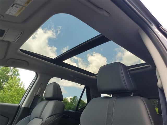 new 2025 Honda Pilot car, priced at $51,050