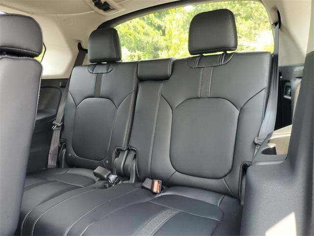 new 2025 Honda Pilot car, priced at $47,050
