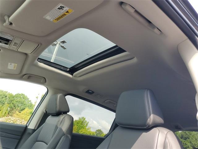 new 2026 Honda Odyssey car, priced at $44,290