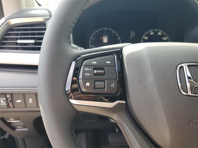 new 2026 Honda Odyssey car, priced at $44,290