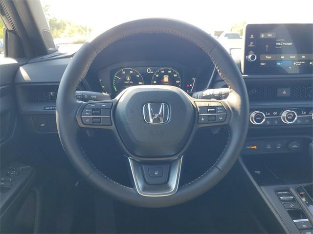new 2026 Honda CR-V Hybrid car, priced at $40,195