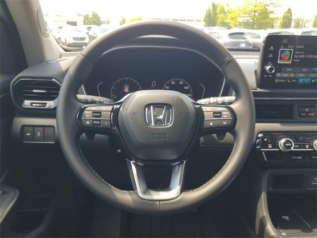 new 2025 Honda Pilot car, priced at $50,850