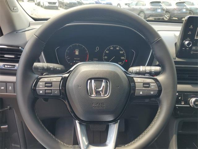 new 2025 Honda Pilot car, priced at $50,850