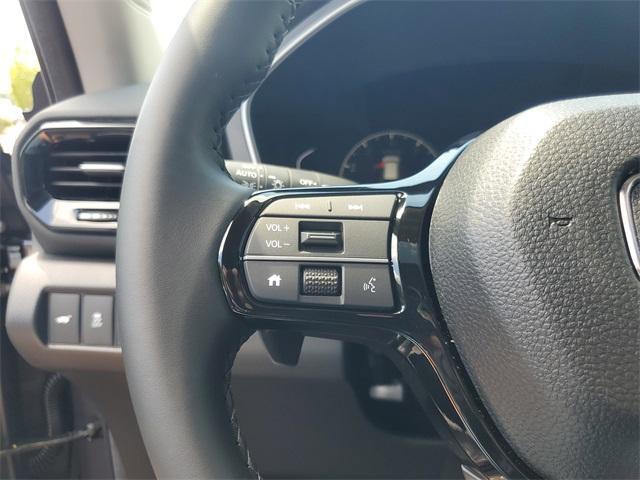 new 2025 Honda Pilot car, priced at $50,850