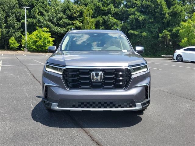 new 2025 Honda Pilot car, priced at $50,850