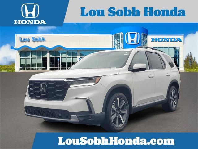 new 2025 Honda Pilot car, priced at $51,550