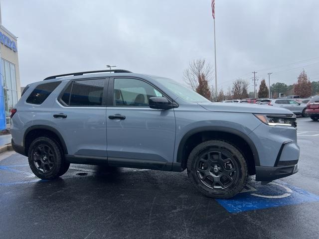 used 2024 Honda Pilot car, priced at $44,000