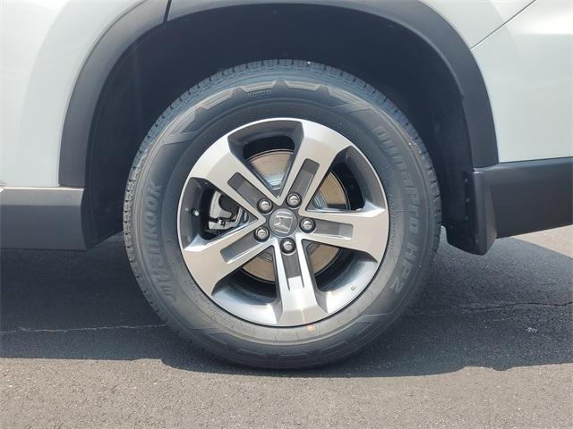 new 2025 Honda Pilot car, priced at $45,405